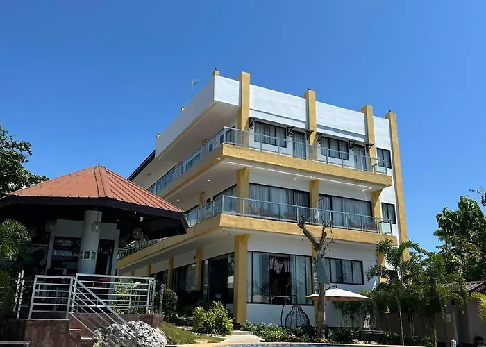 Sacaan Tropical Breeze Resort